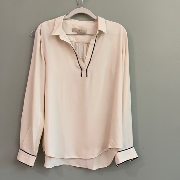 LOFT blouse. Ivory with black trim - Picture 1 of 5